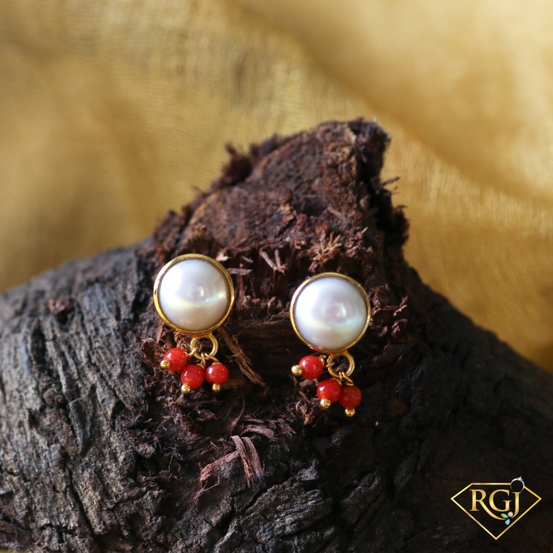 NATURAL CORAL & PEARL EARRING